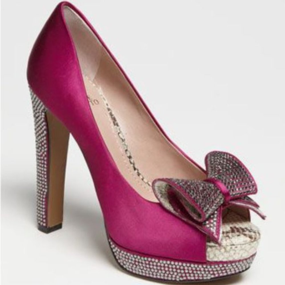 Vince Camuto Magenta rhinestone bow platform heels